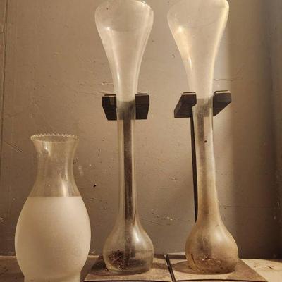TTT438 Two Wooden Beer Glass Stands 