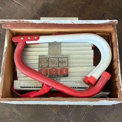 TTT448- Kidde Emergency Ladder