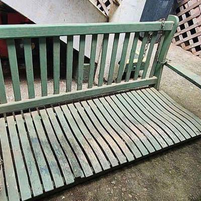 TTT525 - Wooden Bench Swing