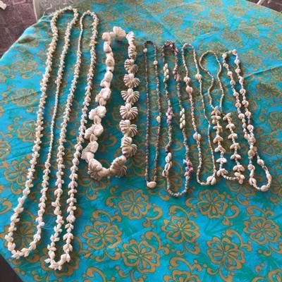 TTT241 - Vintage Hawaiian Shell Leis
