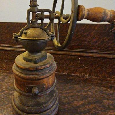 TTT250-Vintage Acciaio Temperato Italian Pepper Mill Grinder
