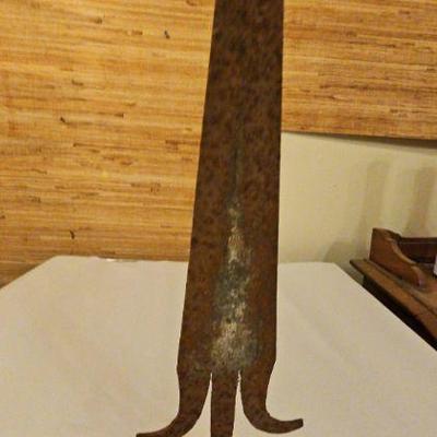 TTT566-Mysterious Ancient Looking Spear Tip