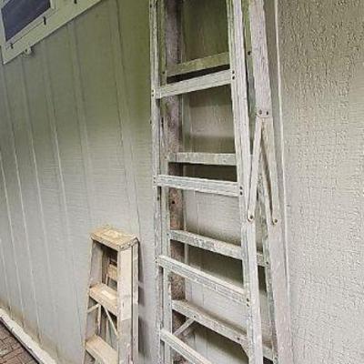 TTT613 - Aluminum Ladders (2)