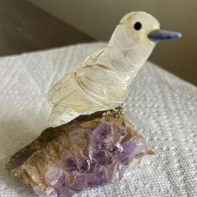 TTT329- Bird Sculpture On Natural Amethyst 