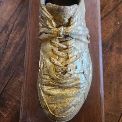 TTT106 Bob Rodale Runner's World Golden Shoe Award