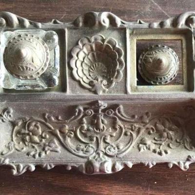 TTT205 - Vintage Gilt Bronze Inkwell Desk Accessory 