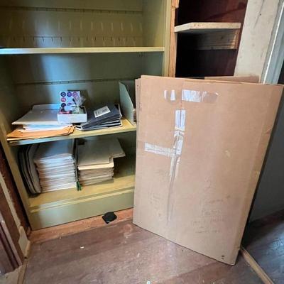 TTT310- Mystery Office Lot