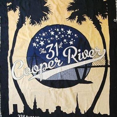 TTT026 - 2008 Commemorative Cooper River 10K Run Woven Blanket 