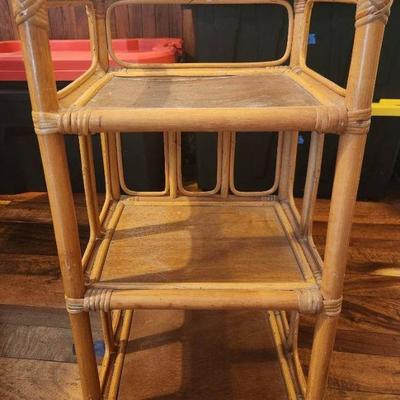 TTT361 Small Wooden Shelf 
