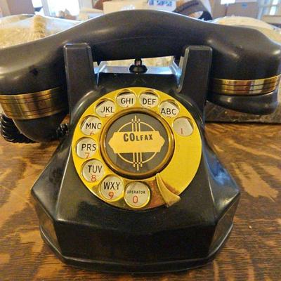 TTT610-Cool Collection Of Vintage Electric Phones