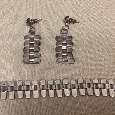 TTT511 Sterling Silver Bracelet & Matching Earrings 