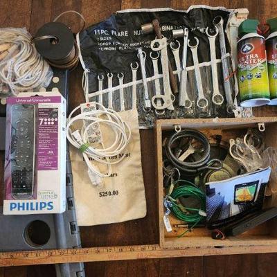 TTT101 Various Hand Tools And Cords