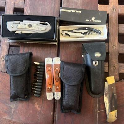 TTT484- Various Pocket Knives