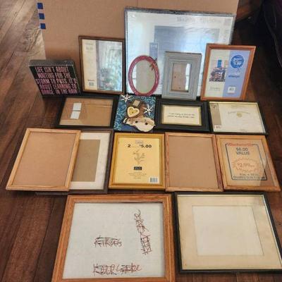 TTT014 Various Size Picture Frames