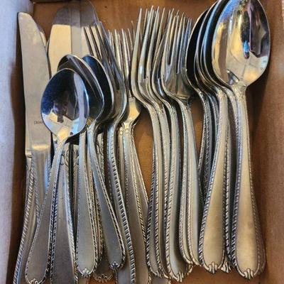 TTT107 Hampton Silversmiths Stainless Steel Flat Ware Set