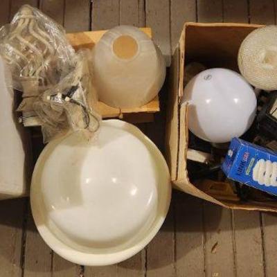 TTT431 Light Bulbs Mystery Lot