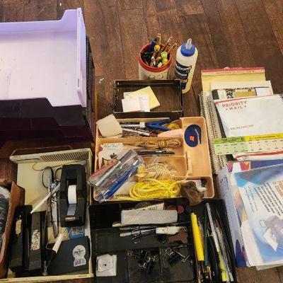 TTT204 Various Office Supplies