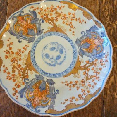 TTT380-Antique Colored Imari Porcelain Dish