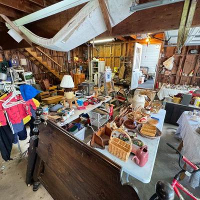 Estate sale photo
