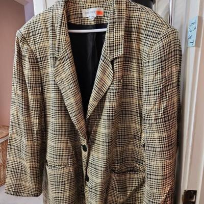 Women's plus size business attire