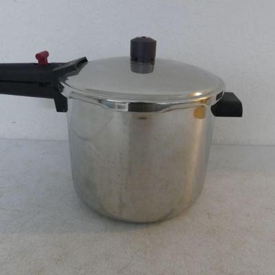 Cuisinart "Quiet" Pressure Cooker/Steamer #C89-24