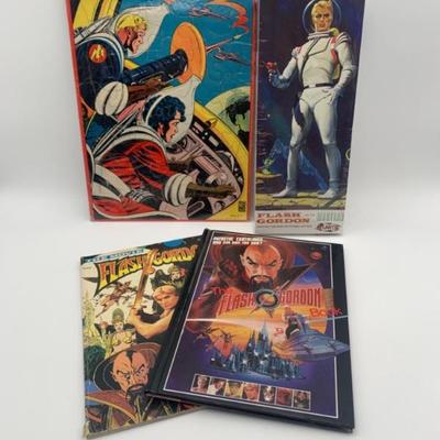 Flash Gordon Bundle – Ephemera & Models	V