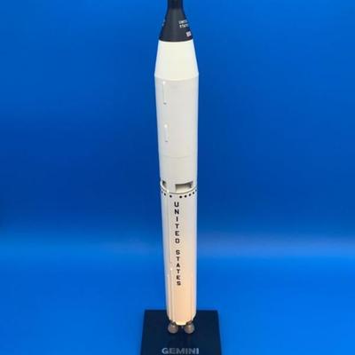 Model - Gemini II - Topping