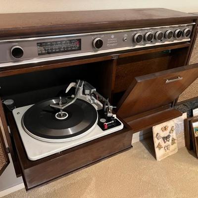Mid Century Modern General Electric GE Wall Stereo Console Record Player with Built-In Speakers