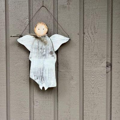 Wood angel