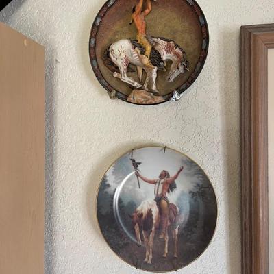 Collectible plates 