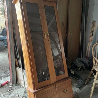 Gun cabinet 