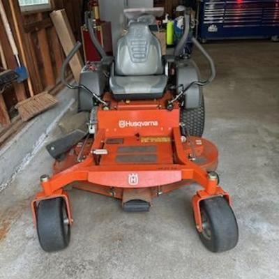 SOLD Pre Selling $3,950 Zero Turn M-ZT 52 Husqvarna Mower with 231 Hours