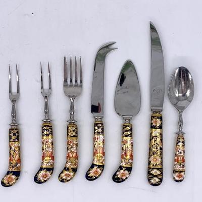 Royal Crown Derby "Traditional Imari" cutlery
