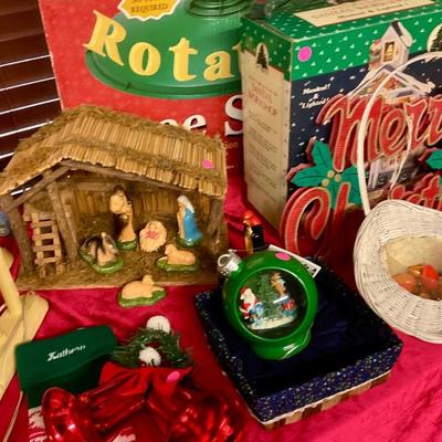 Nativity scene 