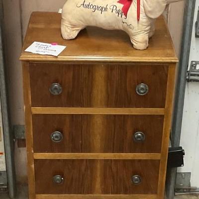 Small chest of drawers