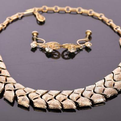 Vintage collar necklace and earrings
