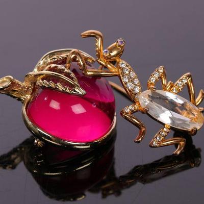 Jelly Apple and Praying Mantis brooches