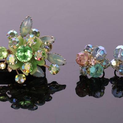 Vintage rhinestone brooch and earrings