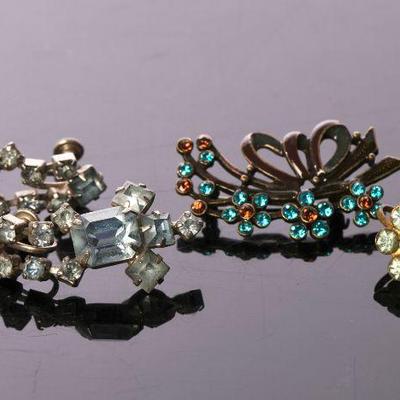 Vtg brooch and earrings