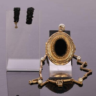 Vtg locket & earrings