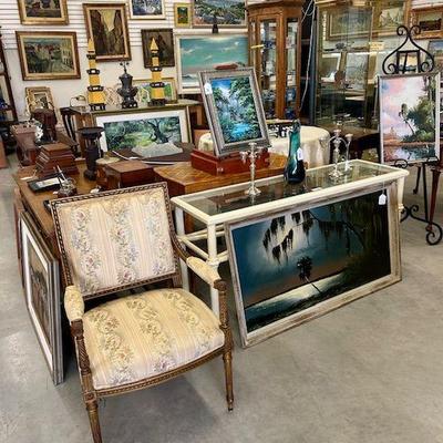 Estate sale photo