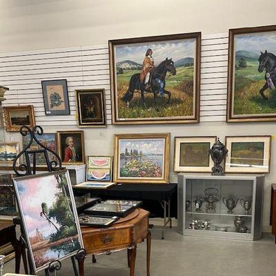 Estate sale photo