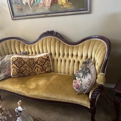 victorian couch
