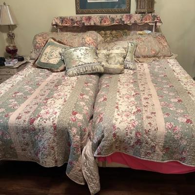 2 twin bed adjustable head/foot Simmons 