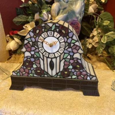 Tiffany style clock 