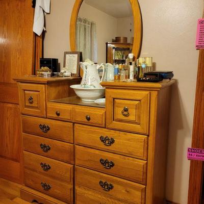 Oak Dresser w/ Mirror 