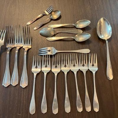 Sterling silver 
dinner forks 4pc $179
Salad forks 8pc $248
Serving spoon $60
Lullaby Baby fork & spoon  2pc $30
