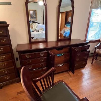 American Drew Double dresser w/2 mirrors $495