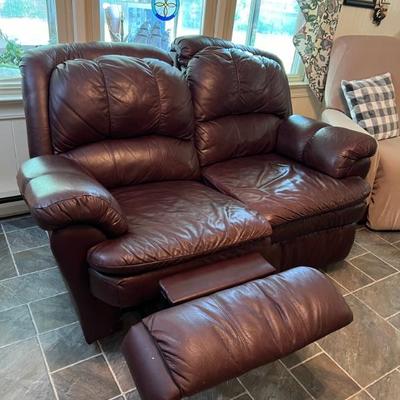 Double recliner $95 right side does not recline