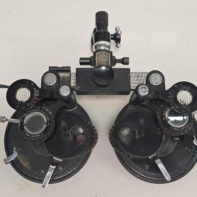 #2506 • American Optical Co Phoropter Vision Tester
